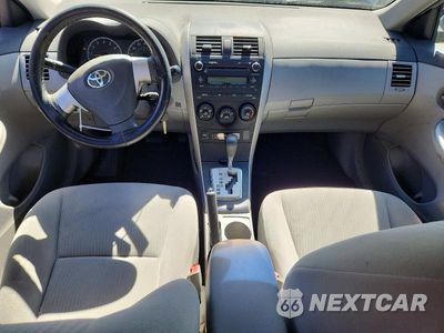 Zdjęcie 8 z 12 samochodu: 2010 TOYOTA COROLLA LE VIN:1NXBU4EE5AZ253703 - miniatura
