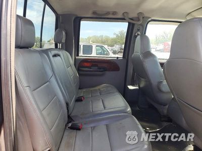 Zdjęcie 10 z 12 samochodu: 2006 FORD F350 SRW SUPER DUTY VIN:1FTWW31P06ED21988 - miniatura