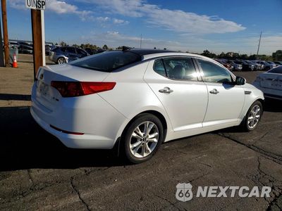 Trzecie zdjęcie samochodu z tyłu: 2011 KIA OPTIMA EX VIN:KNAGN4A7XB5084544 - miniatura