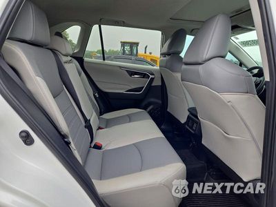 Zdjęcie 11 z 14 samochodu: 2024 TOYOTA RAV4 XLE PREMIUM VIN:2T3A1RFVXRW435013 - miniatura