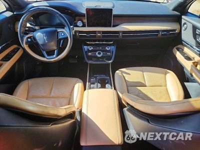 Zdjęcie 8 z 13 samochodu: 2020 LINCOLN CORSAIR RESERVE VIN:5LMCJ2D98LUL27797 - miniatura