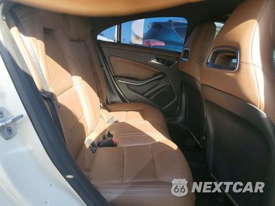 Zdjęcie 10 z 13 samochodu: 2014 MERCEDES-BENZ CLA 45 AMG VIN:WDDSJ5CB5EN062512 - miniatura