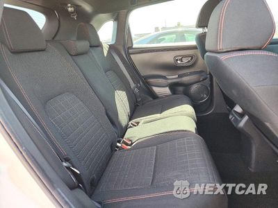 Zdjęcie 10 z 12 samochodu: 2023 HONDA HR-V SPORT VIN:3CZRZ1H5XPM735069 - miniatura