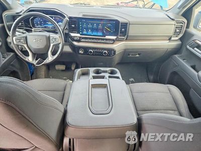 Zdjęcie 8 z 12 samochodu: 2022 CHEVROLET SILVERADO K1500 RST VIN:1GCUDEEDXNZ616113 - miniatura