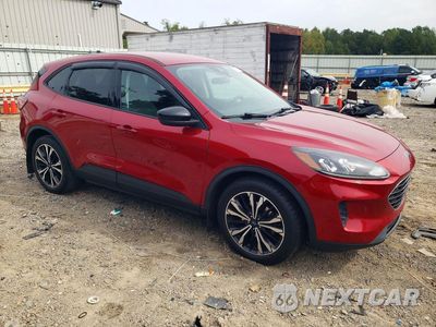 Czwarte zdjęcie samochodu z boku: 2021 FORD ESCAPE SE VIN:1FMCU0G67MUB09142 - miniatura