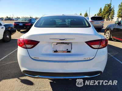 Zdjęcie 6 z 12 samochodu: 2015 CHRYSLER 200 LIMITED VIN:1C3CCCAB7FN670912 - miniatura