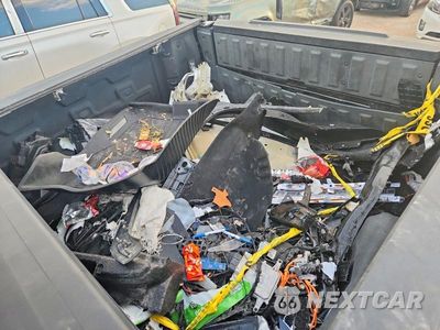 Zdjęcie 12 z 13 samochodu: 2021 GMC SIERRA K1500 AT4 VIN:3GTP9EEL7MG404032 - miniatura