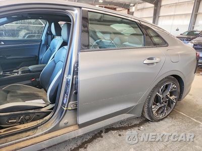 Zdjęcie 12 z 13 samochodu: 2025 KIA K5 GT LINE VIN:KNAG64J77S5377234 - miniatura