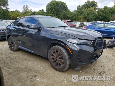 Czwarte zdjęcie samochodu z boku: 2025 BMW X6 XDRIVE40I VIN:5UX33EX04S9X68276 - miniatura