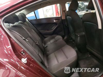 Zdjęcie 10 z 12 samochodu: 2017 KIA FORTE LX VIN:3KPFK4A7XHE121239 - miniatura