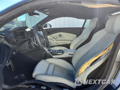 Zdjęcie 7 z 12 samochodu: 2021 AUDI R8 VIN:WUAKBAFX5M7901345 - miniatura