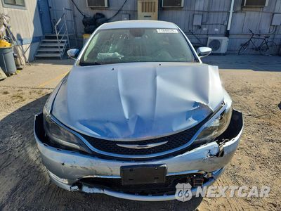 Piąte zdjęcie samochodu w środku: 2015 CHRYSLER 200 C VIN:1C3CCCCG6FN653673 - miniatura