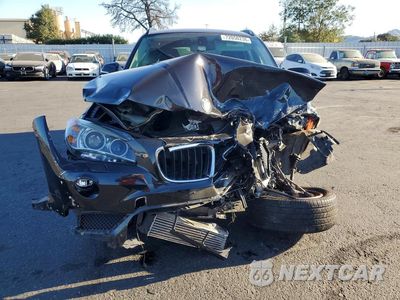 Piąte zdjęcie samochodu w środku: 2015 BMW X1 XDRIVE28I VIN:WBAVL1C54FVY34873 - miniatura