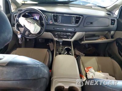 Zdjęcie 8 z 13 samochodu: 2019 KIA SEDONA EX VIN:KNDMB5C1XK6553736 - miniatura