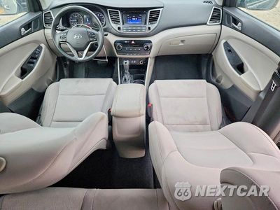 Zdjęcie 8 z 14 samochodu: 2018 HYUNDAI TUCSON SE VIN:KM8J2CA41JU719393 - miniatura