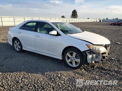 Czwarte zdjęcie samochodu z boku: 2014 TOYOTA CAMRY SE VIN:4T1BF1FK2EU410445 - miniatura