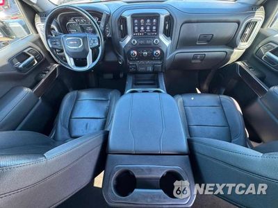 Zdjęcie 9 z 10 samochodu: 2023 GMC SIERRA K2500 SLT VIN:1GT49NEY2PF164974 - miniatura