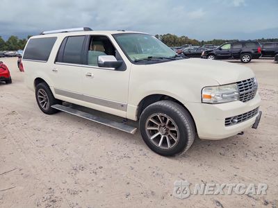 Czwarte zdjęcie samochodu z boku: 2007 LINCOLN NAVIGATOR L VIN:5LMFL27507LJ11390 - miniatura