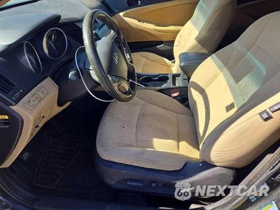 Zdjęcie 7 z 12 samochodu: 2012 HYUNDAI SONATA GLS VIN:5NPEB4AC1CH418008 - miniatura