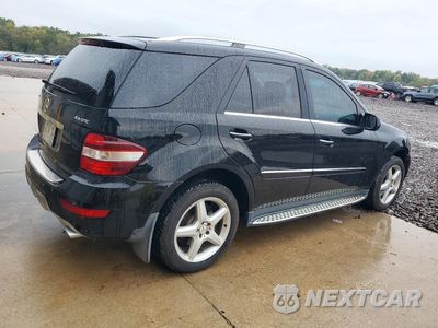Trzecie zdjęcie samochodu z tyłu: 2009 MERCEDES-BENZ ML 550 VIN:4JGBB72E59A477109 - miniatura