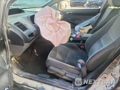 Zdjęcie 7 z 12 samochodu: 2008 HONDA CIVIC LX VIN:1HGFA165X8L068561 - miniatura
