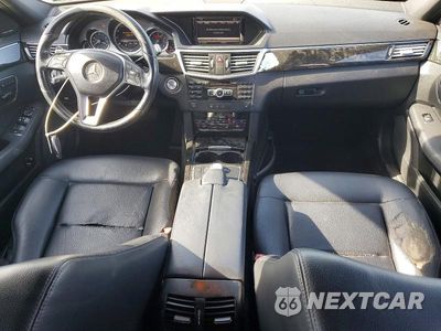 Zdjęcie 8 z 12 samochodu: 2013 MERCEDES-BENZ E 350 VIN:WDDHF5KB5DA753316 - miniatura