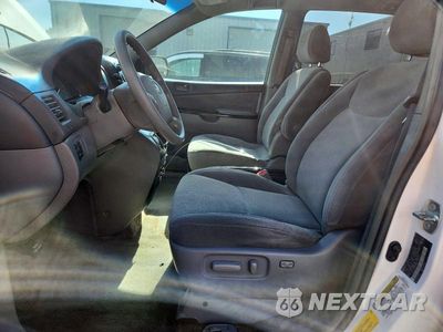 Zdjęcie 7 z 13 samochodu: 2005 TOYOTA SIENNA LE 8 PASSENGER VIN:5TDZA23CX5S277670 - miniatura