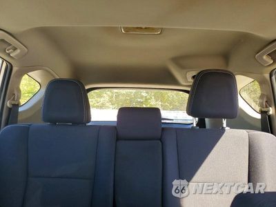 Zdjęcie 10 z 13 samochodu: 2017 TOYOTA RAV4 XLE VIN:2T3RFREV3HW684189 - miniatura