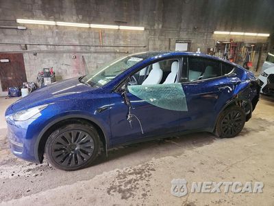 2024 TESLA MODEL Y 7SAYGDEE2RA215372 - główne zdjęcie licytacji z USA - miniatura