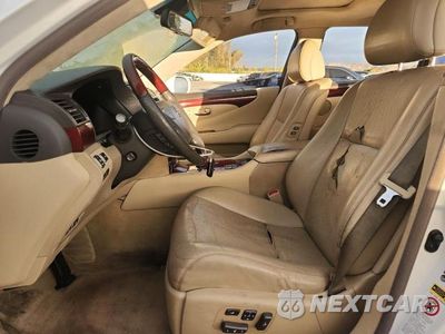 Zdjęcie 7 z 12 samochodu: 2008 LEXUS LS 460L VIN:JTHGL46F285027710 - miniatura