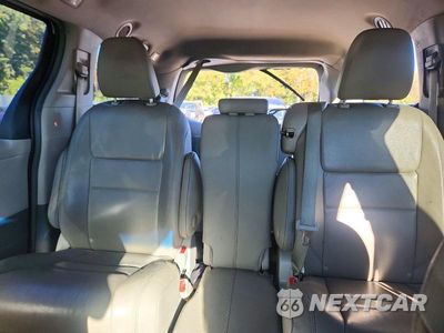 Zdjęcie 10 z 13 samochodu: 2015 TOYOTA SIENNA XLE PREMIUM 8-PASSENGER VIN:5TDYK3DC8FS587184 - miniatura