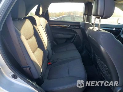 Zdjęcie 11 z 13 samochodu: 2011 KIA SORENTO LX VIN:5XYKT4A10BG133613 - miniatura