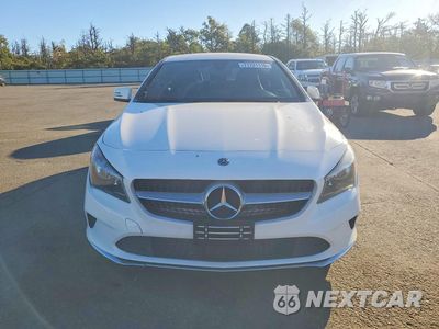 Piąte zdjęcie samochodu w środku: 2018 MERCEDES-BENZ CLA 250 4MATIC VIN:WDDSJ4GB3JN660368 - miniatura