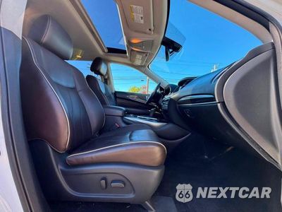 Piąte zdjęcie samochodu w środku: 2018 INFINITI QX60 BASE VIN:5N1DL0MM2JC506107 - miniatura