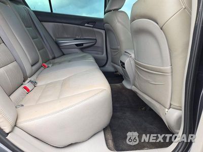 Zdjęcie 10 z 12 samochodu: 2010 HONDA ACCORD EXL VIN:1HGCP2F88AA034413 - miniatura