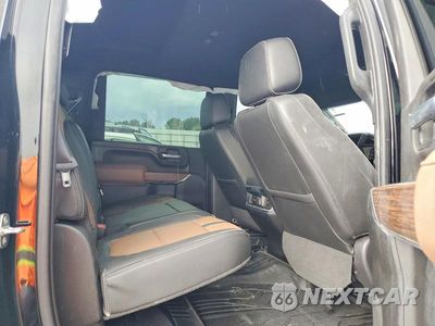 Zdjęcie 10 z 12 samochodu: 2022 CHEVROLET SILVERADO K2500 HIGH COUNTRY VIN:1GC4YREY6NF120113 - miniatura