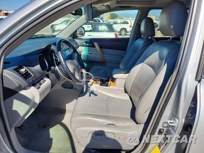 Zdjęcie 7 z 13 samochodu: 2009 TOYOTA HIGHLANDER HYBRID LIMITED VIN:JTEEW44A892030567 - miniatura