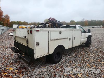 Trzecie zdjęcie samochodu z tyłu: 2005 GMC NEW SIERRA K3500 VIN:1GDJK34295E182492 - miniatura