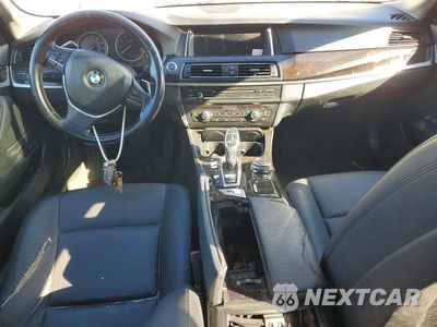 Zdjęcie 8 z 12 samochodu: 2016 BMW 528 XI VIN:WBA5A7C55GG643042 - miniatura