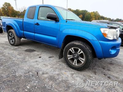 Czwarte zdjęcie samochodu z boku: 2010 TOYOTA TACOMA V6 VIN:5TEUU4EN0AZ722121 - miniatura