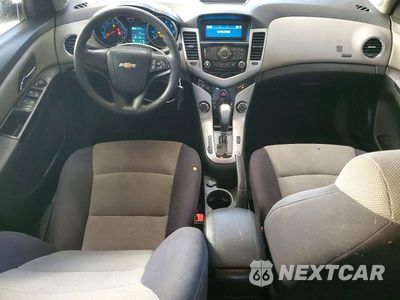 Zdjęcie 8 z 13 samochodu: 2014 CHEVROLET CRUZE LS VIN:1G1PA5SG0E7171776 - miniatura