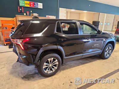 Trzecie zdjęcie samochodu z tyłu: 2026 CHEVROLET EQUINOX LT VIN:3GNAXHEG5TL367155 - miniatura