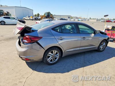 Trzecie zdjęcie samochodu z tyłu: 2020 HYUNDAI ELANTRA VALUE EDITION VIN:KMHD84LF8LU907590 - miniatura