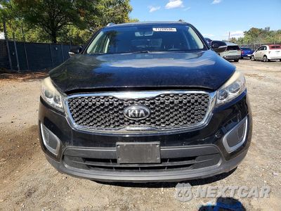 Piąte zdjęcie samochodu w środku: 2016 KIA SORENTO LX VIN:5XYPG4A33GG060000 - miniatura