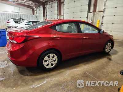 Trzecie zdjęcie samochodu z tyłu: 2016 HYUNDAI ELANTRA SE VIN:5NPDH4AE0GH728796 - miniatura