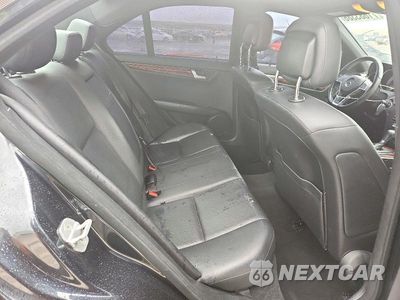 Zdjęcie 10 z 12 samochodu: 2012 MERCEDES-BENZ C 300 4MATIC VIN:WDDGF8BB0CR200148 - miniatura