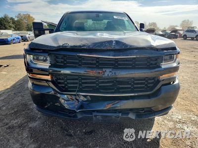Piąte zdjęcie samochodu w środku: 2017 CHEVROLET SILVERADO C1500 CUSTOM VIN:1GCRCPEH8HZ240295 - miniatura