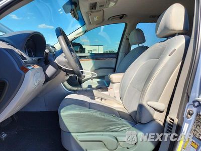 Zdjęcie 7 z 13 samochodu: 2008 HYUNDAI VERACRUZ GLS VIN:KM8NU13C58U073631 - miniatura
