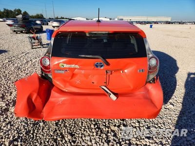 Zdjęcie 6 z 12 samochodu: 2012 TOYOTA PRIUS C THREE VIN:JTDKDTB32C1003132 - miniatura