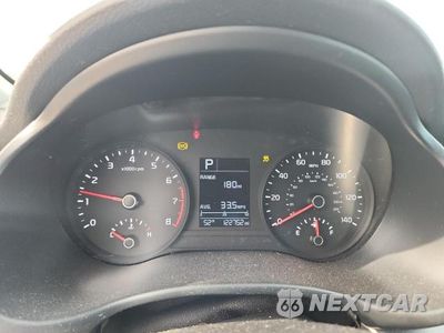 Zdjęcie 9 z 12 samochodu: 2019 KIA RIO S VIN:3KPA24ABXKE197548 - miniatura
